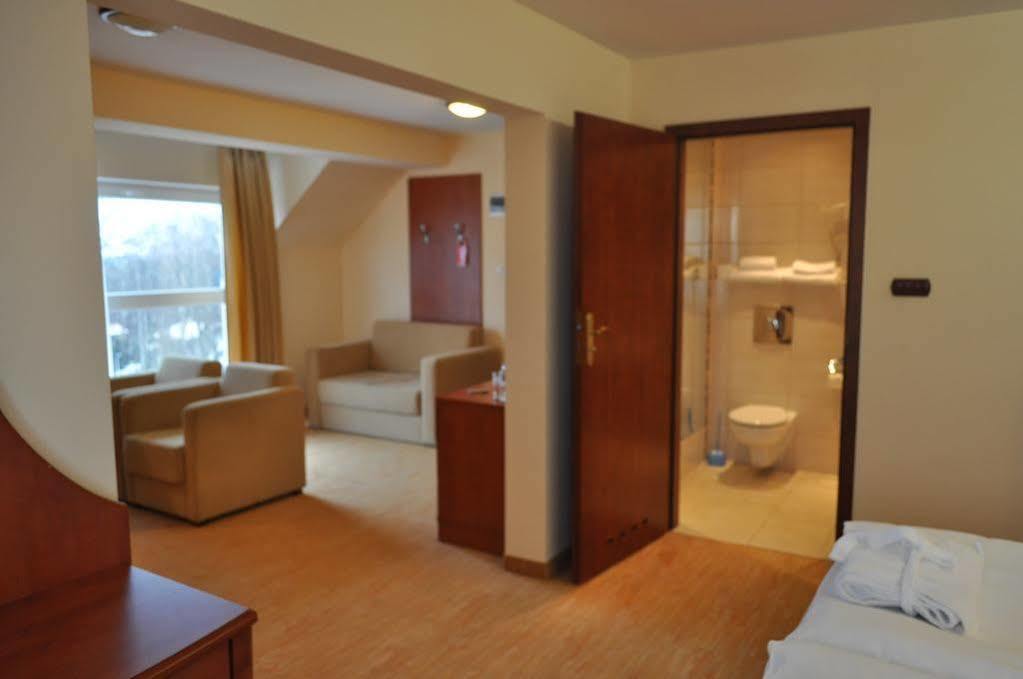 Krol Plaza Spa & Wellness Jarosławiec Exteriör bild